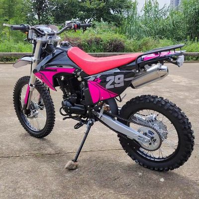 Ervaar de kracht van de 250cc Electric Start Gas Moto Cross Dirtbike voor Offroad