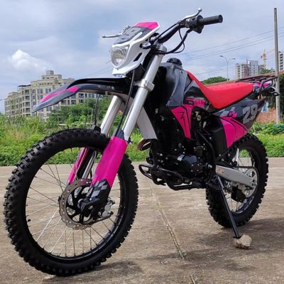 Ervaar de kracht van de 250cc Electric Start Gas Moto Cross Dirtbike voor Offroad